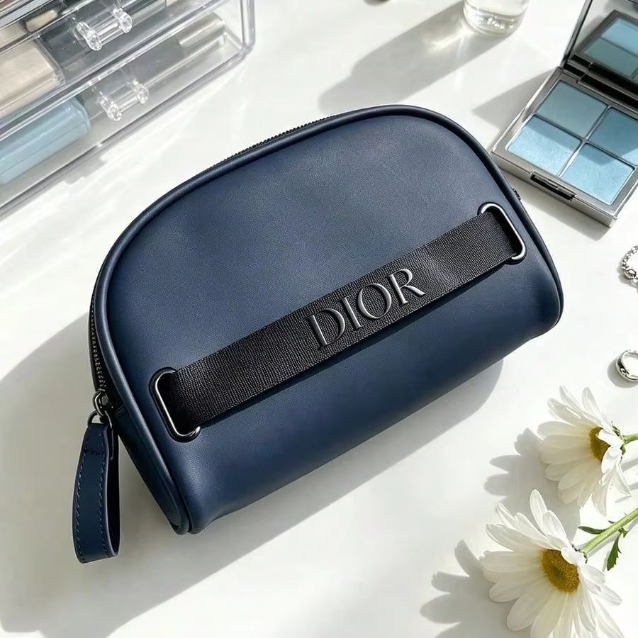 Sac cosmétique demi-lune bleu  - Women Bags Dior avis et prix