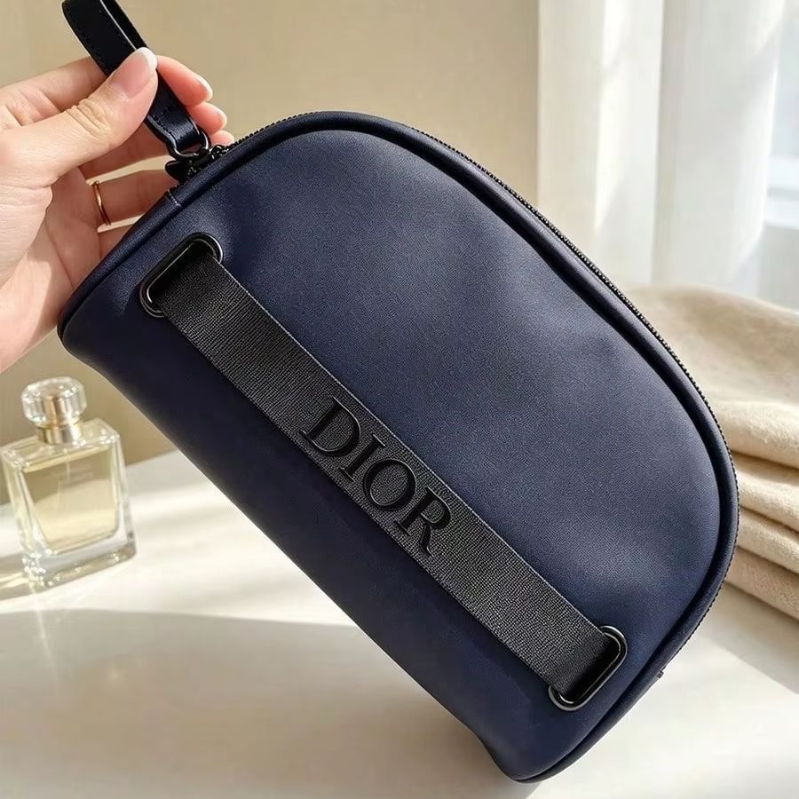 Sac cosmétique demi-lune bleu  - Women Bags Dior avis et prix
